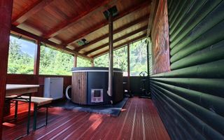 Cabană de vânzare la munte - Poză 3