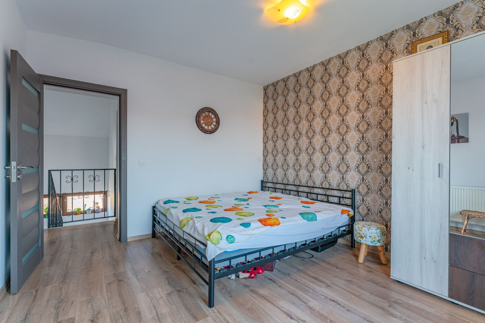 Casa insiruita compusa din 4 camere in Sanpetru - Poză 13