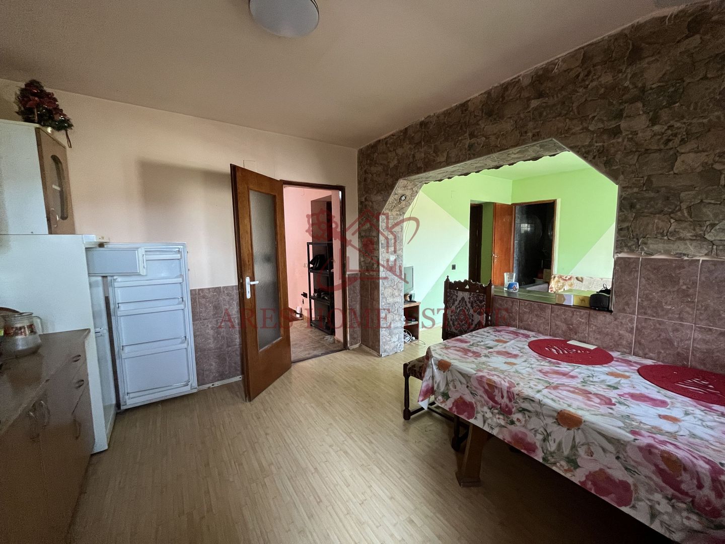 Casă individuală P+1+pod, pe piloni cu panouri solare - Poză 8