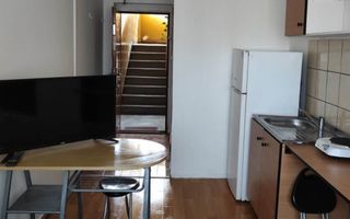 BRASADAS vinde garsonieră 14mp pe Careiului la etajul 3/4. - Poză 2