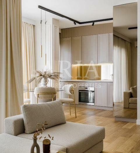 BELAIR LAKE - Brand New Luxury Apartment - LAKEFRONT - - Poză 9