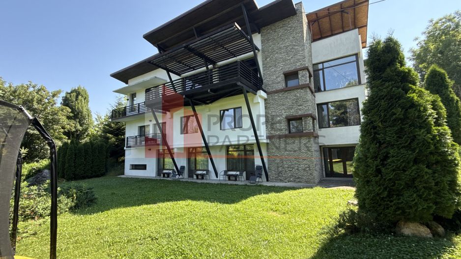AFACERE LA CHEIE BRAN | PENSIUNE COMPLET ECHIPATĂ | VEDERE PIATRA CRAIUlU - Poză 1
