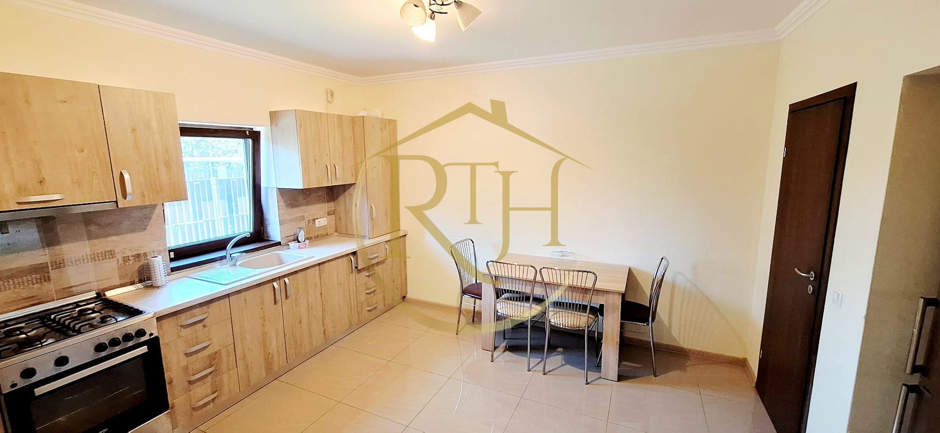 Oferim spre inchiriere, Casa-Duplex cu 4 camere in Dumbravita aproape de Lidl - Poză 7