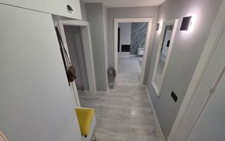 Trei camere decomandat ultra-renovat 2 bai Mcdonalds etaj 2 - Poză 6