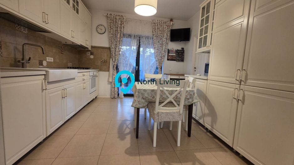 Casa 4 camere + curte 300 mp Tunari - Poză 18