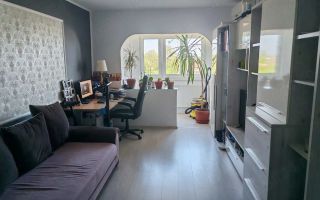 APARTAMENT DE VANZARE,3 CAMERE, 68.000 EURO - Poză 1