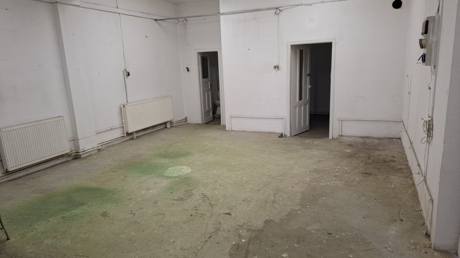 Hală renovată 240 mp, curent 220/380V, zona Mioriței – Bacău - Poză 1