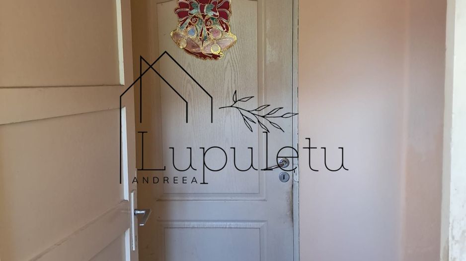 Casă de Vânzare | 3 Camere | 140 MPU | Anexe | Comuna Rosia - Poză 5