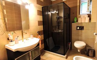 Apartament 3 camere, la curte, zona Valea Borcutului! - Poză 12