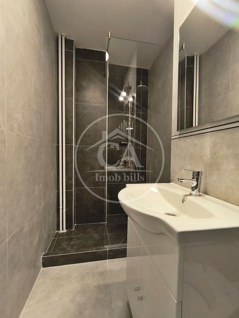 Apartament de vânzare cu 1 camere în zona Rogerius, Oradea - Poză 6