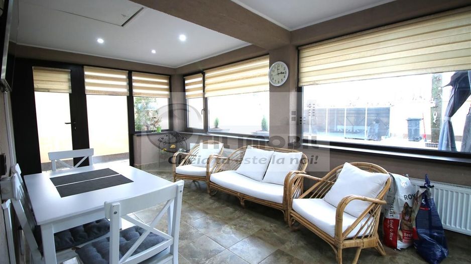 MIROSLAVA CASA EXCLUSIVISTA LA CHEIE LUX STIL MEDITERANEAN MOBILATA - Poză 8