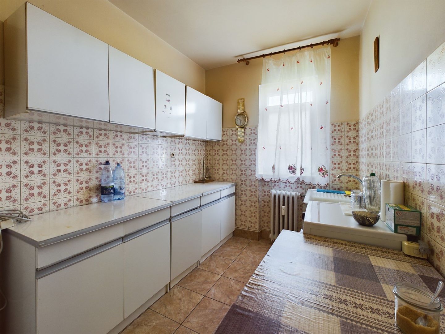 Apartament clasic cu 2 camere în Grădiște - Poză 4