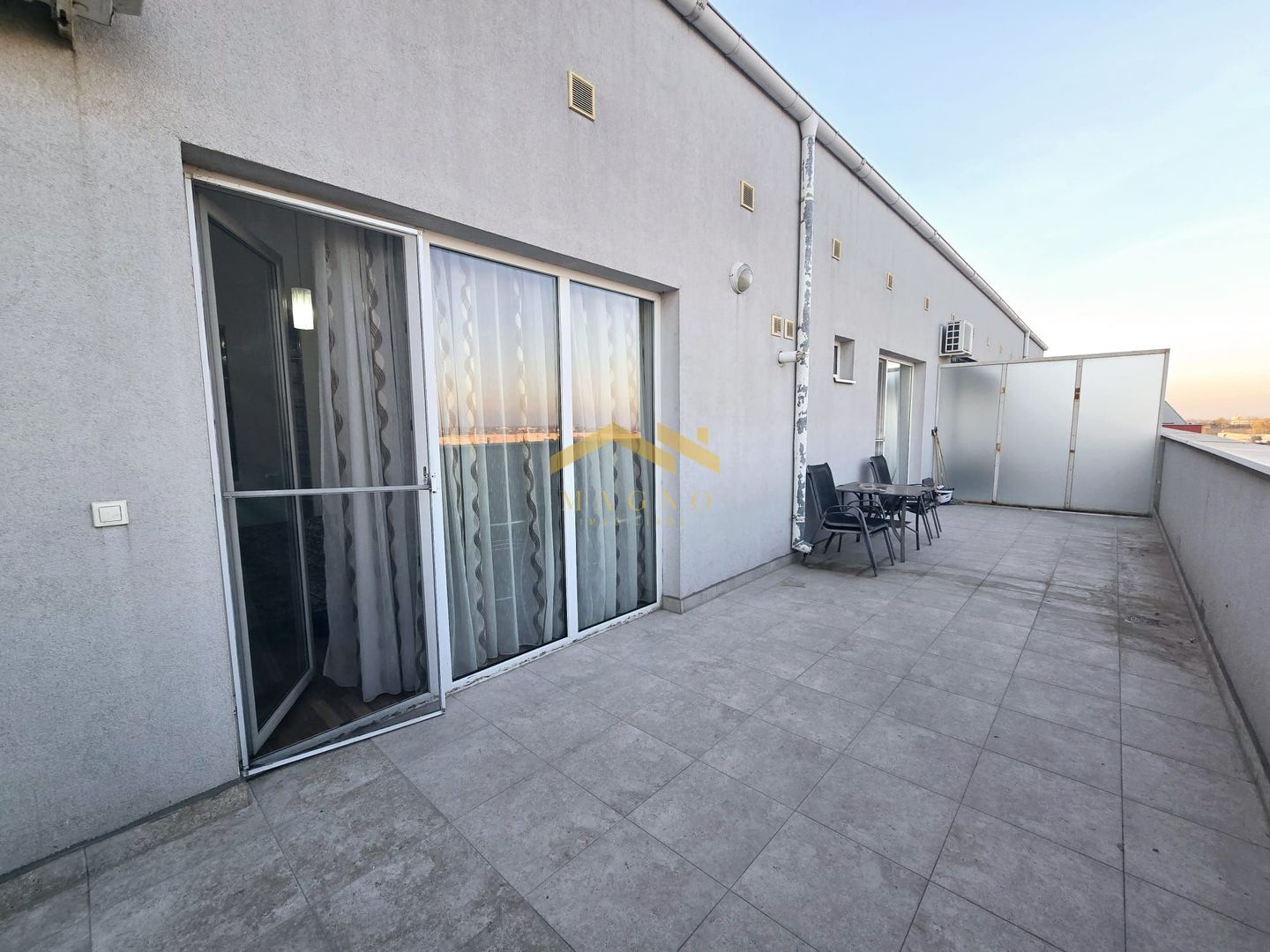 Apartament 3 camere  cu terasa 30mp zona UTA / ARED - Poză 2