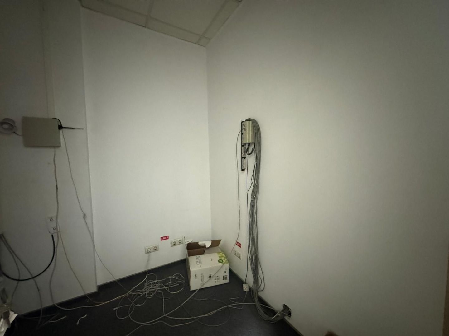 CLADIRE DE BIROURI S+P+4E - Poză 19