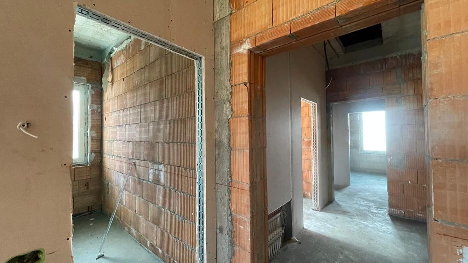 Duplex pe parter - 3 camere - zona Valery - 145.000€ - Poză 6