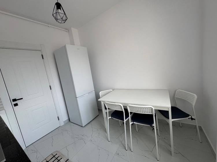 Apartament 3 camere de închiriat Apărătorii Patriei Parcare subterană - Poză 9