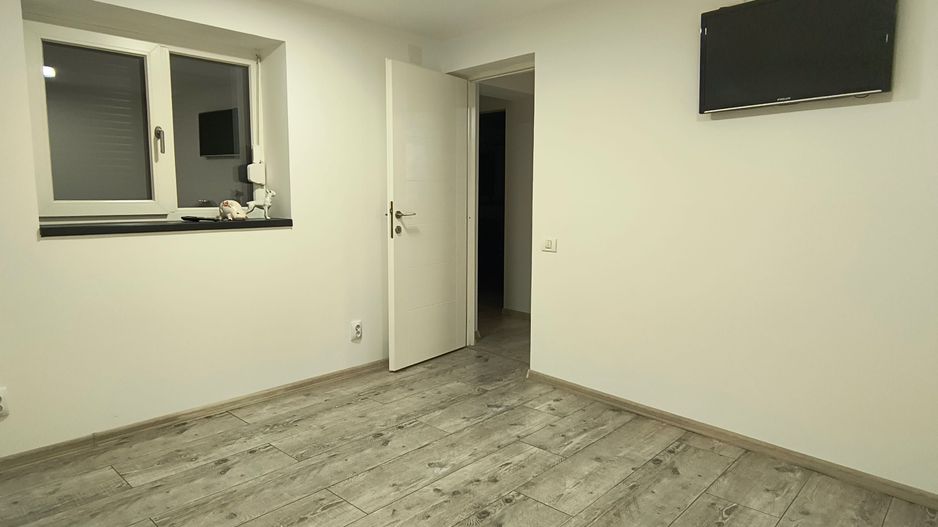 Casă gata de mutare – modernă, eficientă și complet renovată - Poză 4