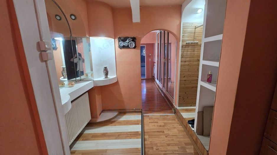 Vanzare apartament 3 camere, IREG, 84mp, 80.000 EURO - Poză 1