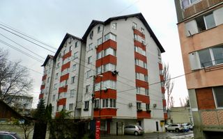 Apartament cu două dormitoare și living comasat cu bucătărie - Poză 1