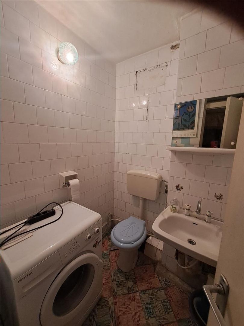 Etaj 1  Bucovina 3 camere decomandat - Poză 9