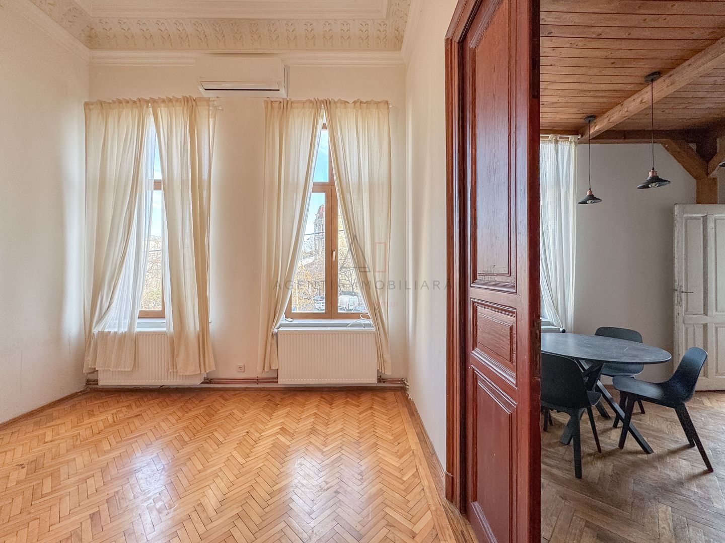 Bijuterie Arhitecturala | Apartament 4 Camere Vila - Poză 10