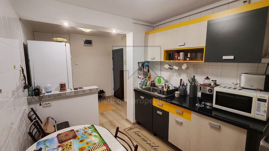 Vanzare apartament 4 camere - Rahova - str. Soldat Croitoru - Poză 5