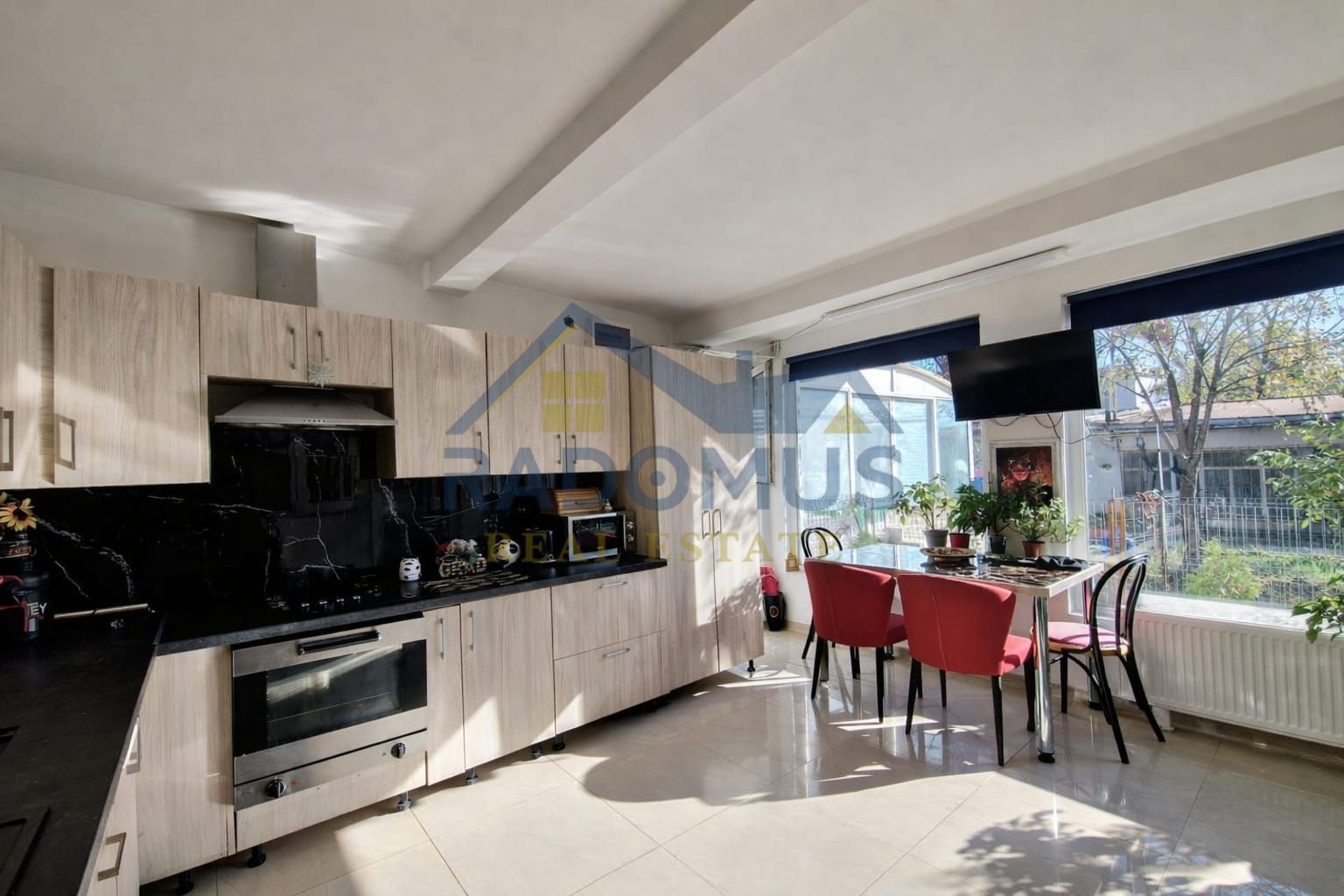 Casă P+1 I 3 Cam + 2 Băi I Piscină acoperită/încălzită I Teren 621 Mp - Poză 6