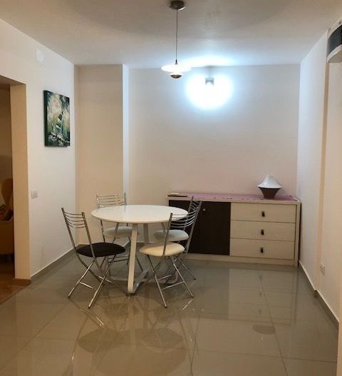 2 camere Unirii, decomandat, 70 mp, etaj 3, stradal - Poză 10