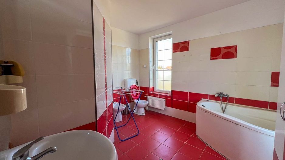 Casă Luminoasă Centura A0 Ideală Familie (Renovare) Echipe Muncitori - Poză 10