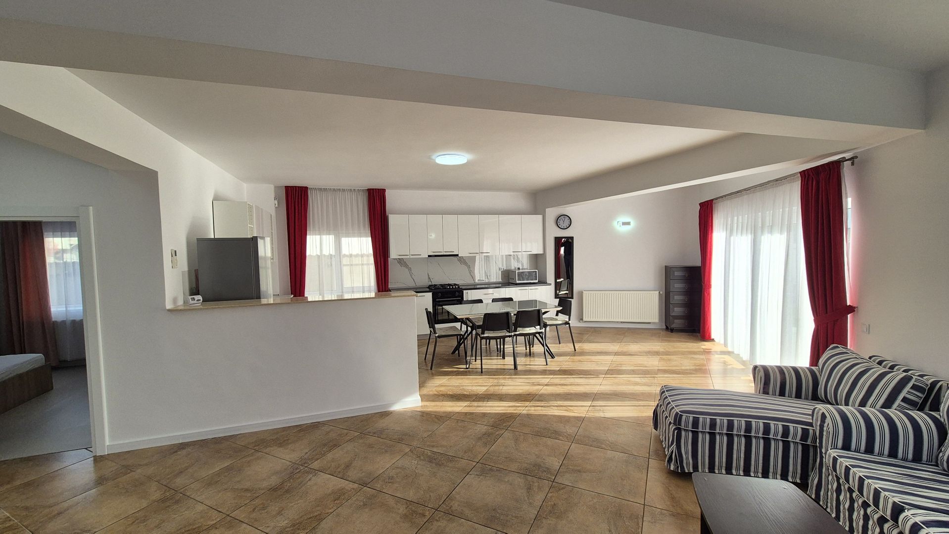 Casă cu 5 camere, 220 mp, teren 500 mp – Bragadiru, langa Bucuresti - Poză 1