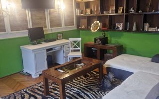 Apartament 2 camere, curte interioara cu loc de parcare - Poză 2