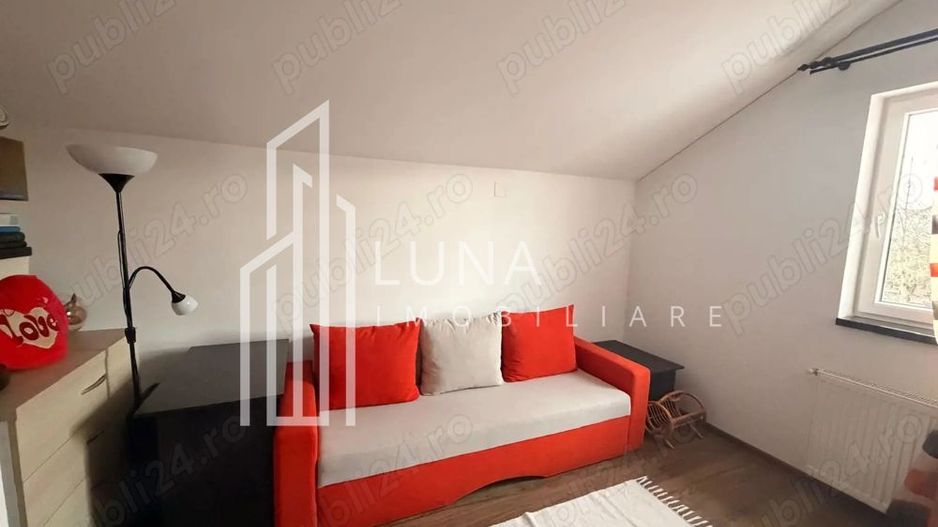 Casă înșiruită de închiriat | Tractorul | Grădină & Parcare privată - Poză 8