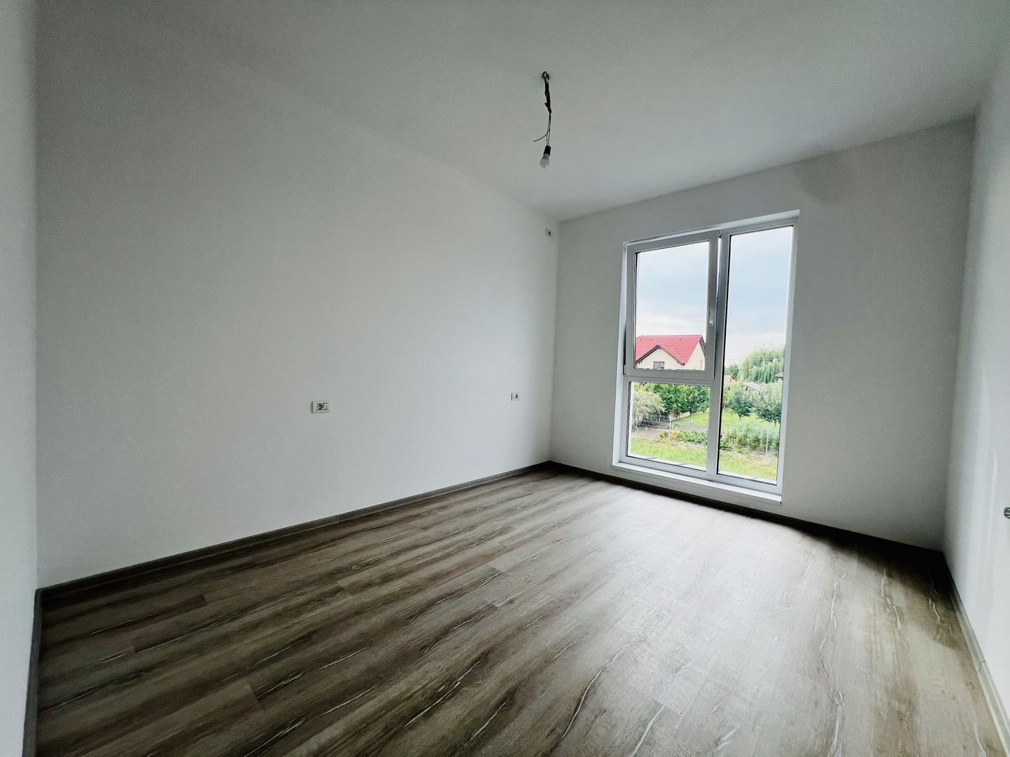 Duplex nou cu 4 dormitoare -Dumbravita, la 5 minute de Parcul Central - Poză 11