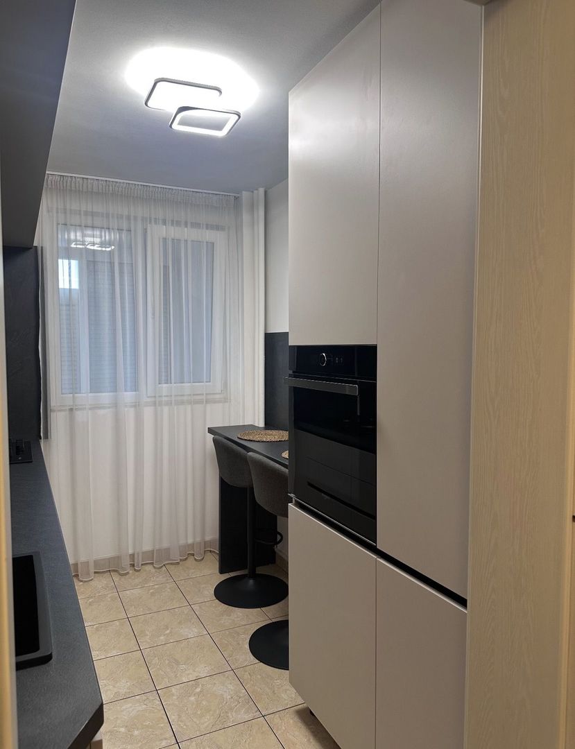 AP. 2 CAMERE - RENOVAT COMPLET, MASINA DE SPALAT VASE, METROU 3 MINUTE - Poză 3