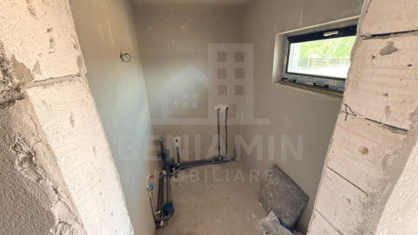Casa moderna Parter plus Etaj - Zona Damila - Poză 17