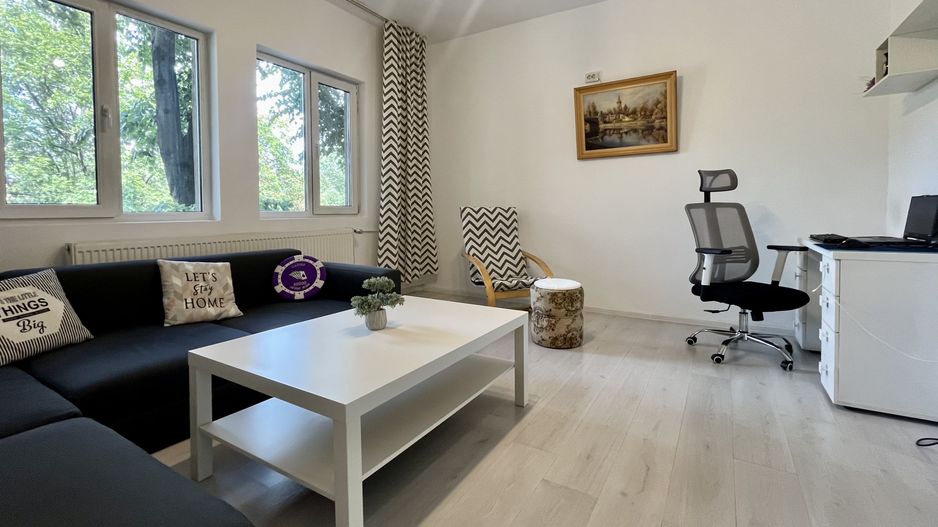 Apartament deosebit cu 3 camere, garaj, cu vedere unică la râul Bega - Poză 1