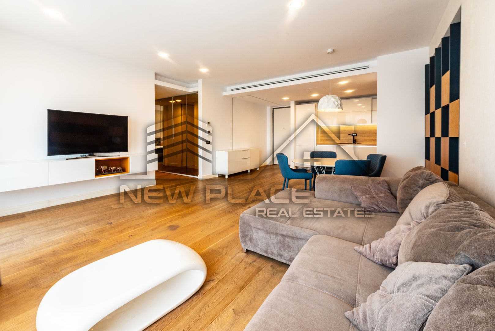 Cortina Residence | Exclusivitate | 950 Eur+TVA | Mobila Rovere | LUX - Poză 2