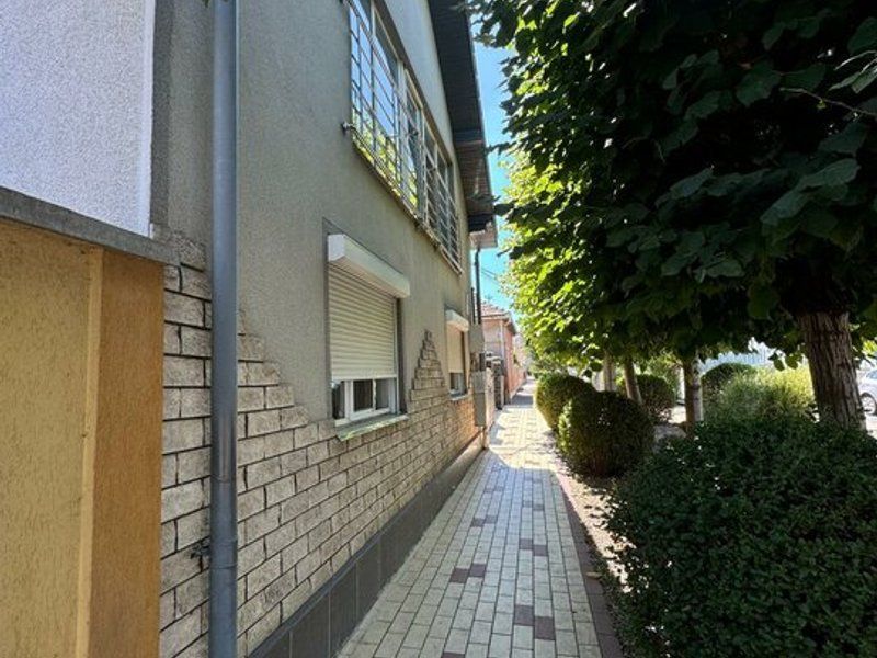 Vilă Eleganta D+P+M si generoasă Sannicolau Mic Arad Plata în Rate - Poză 32