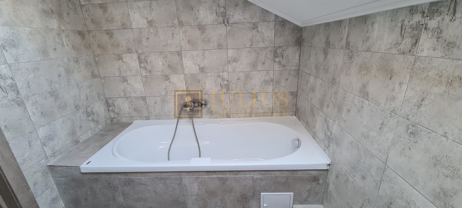 3 camere,  Giroc, la 10 min de Spitalul Judetean, centrala proprie - Poză 5