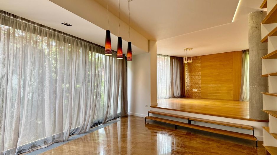 Refined Luxury Residence | Exclusive Villa with Private Spa - Poză 6