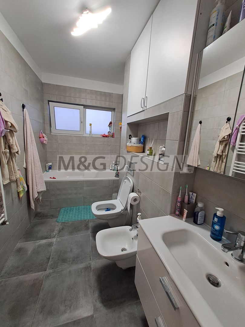 3 camere  bloc nou, 80 mp utili , balcon de 20 m - Poză 33