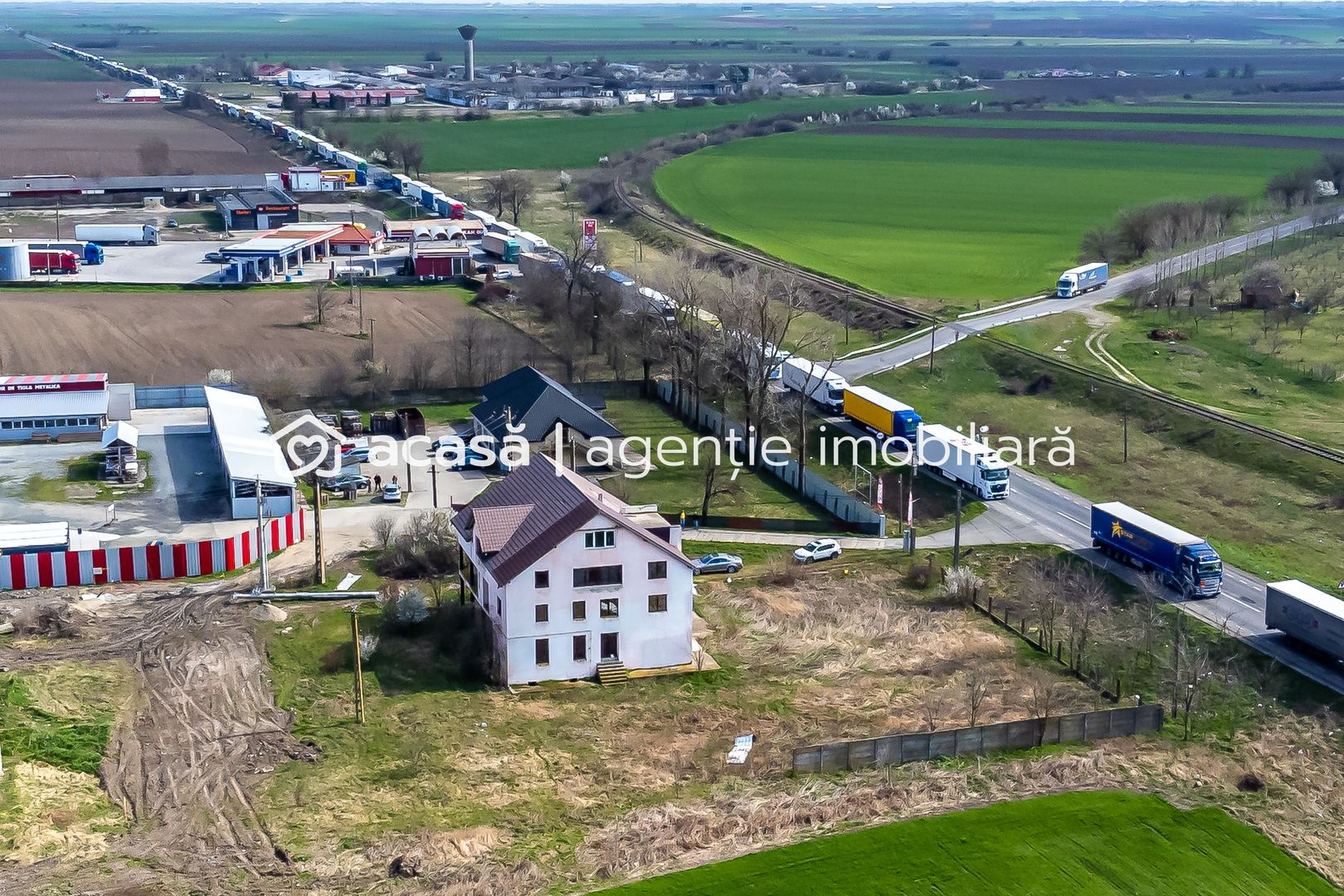 Clădire tip birouri/casă persoane vârstnice cu 3445 mp teren - Poză 5