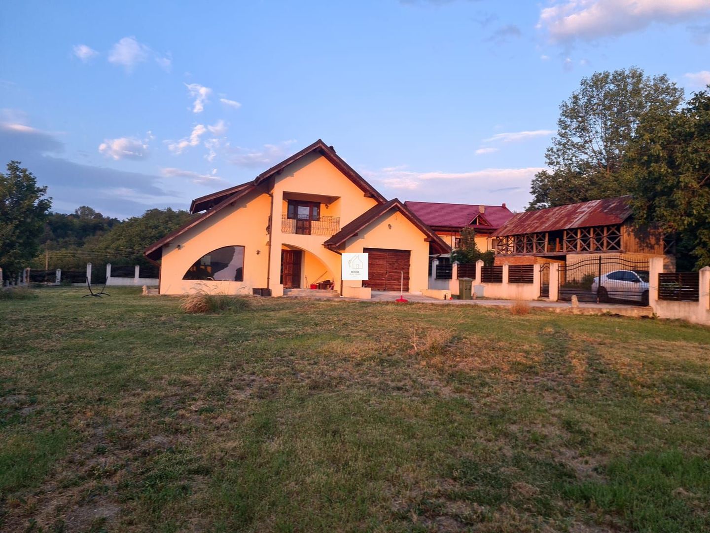 Refugiu la munte - casă cu 3070 mp teren și vedere spre Vârful Rânca - Poză 7