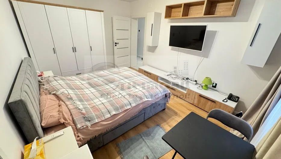 Ap 3 camere, renovat PREMIUM, 2 terase + 2 locuri de parcare- Podu Ros - Poză 1