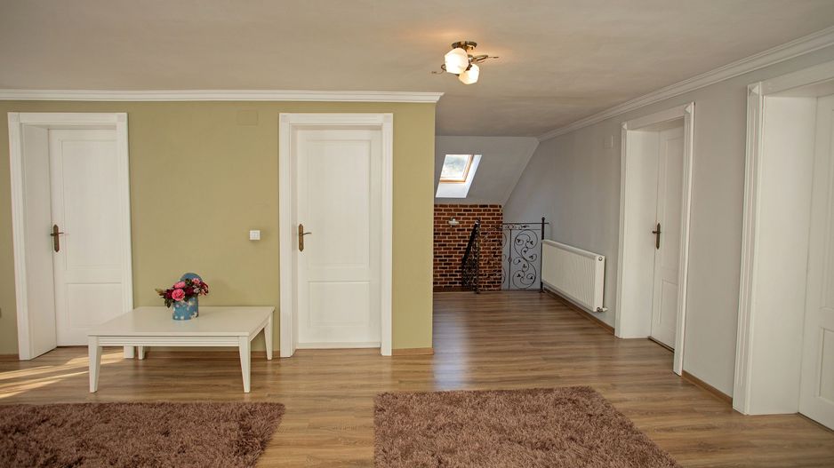 Vilă P+M, Clujului, 190 mp, teren 520 mp, singur în curte. 230 000 E - Poză 32