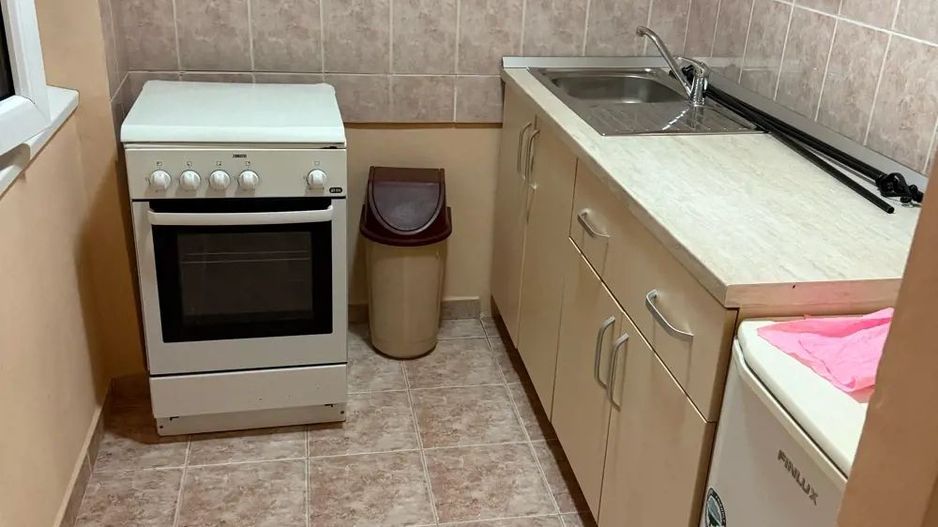 1 camera la etaj 2  zona Brincoveanu - Poză 7