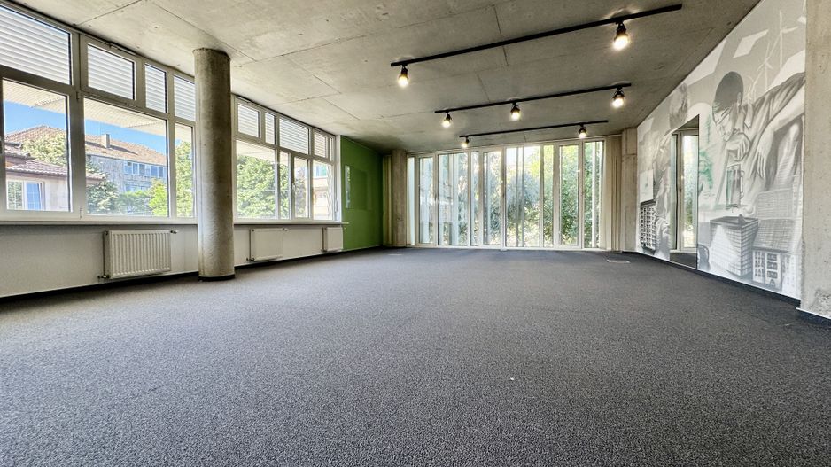 Clădire de birouri în zona Centrală - Poză 30