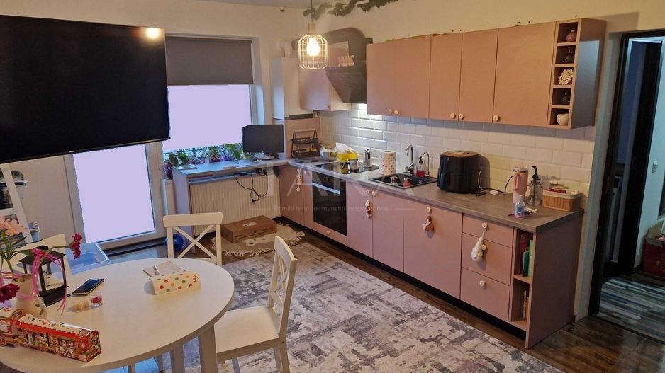 Apartament decomandat, 50 mp, Baciu. - Poză 2