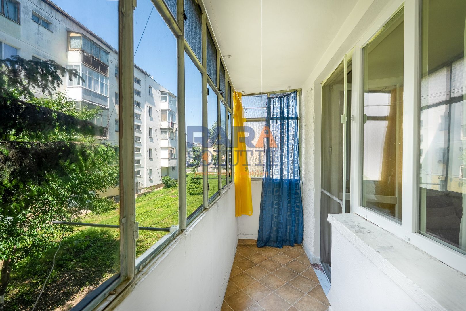 Apartament la etajul 1 - zonă superbă - Poză 11