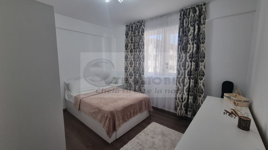 Apartament cu 2 camere de inchiriat - 400 euro + 20 e loc de parcare - Poză 1